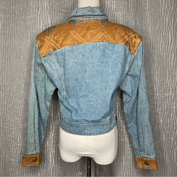 Vintage 80’s Cache’ crop beaded denim tapestry jacket - Picture 3 of 10